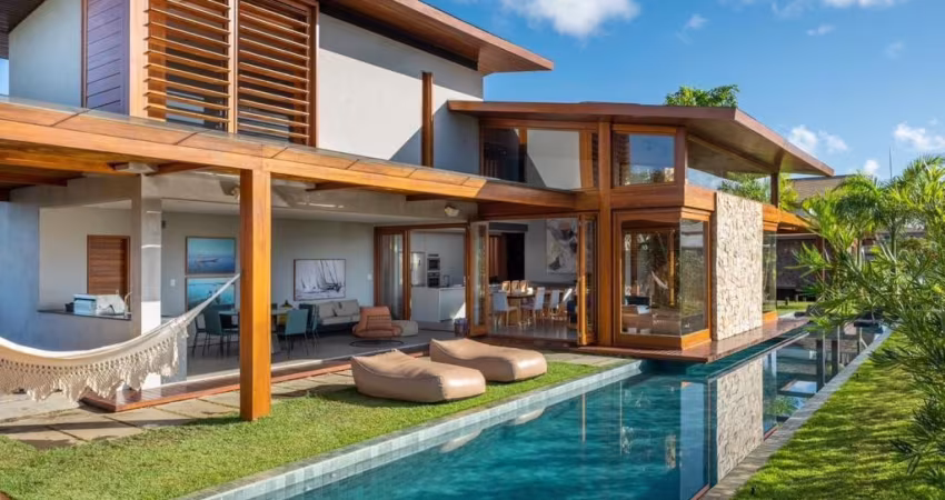 Mansão de altissimo luxo com 5 suítes no piscina naturais na praia do forte