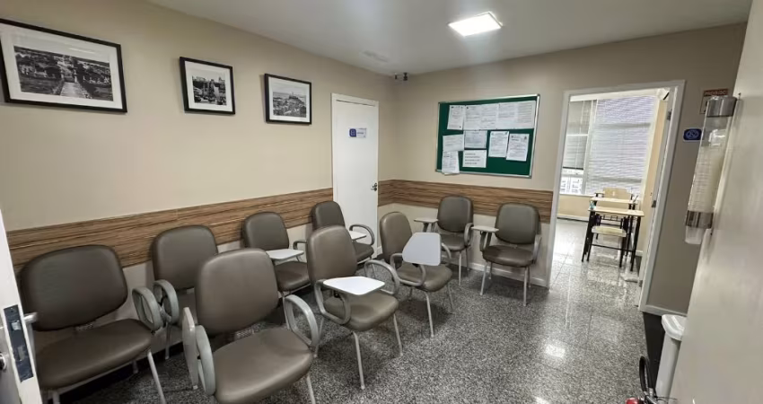 Sala comercial a venda na Magalhães Neto Empresarial Lena 2 salas juntas