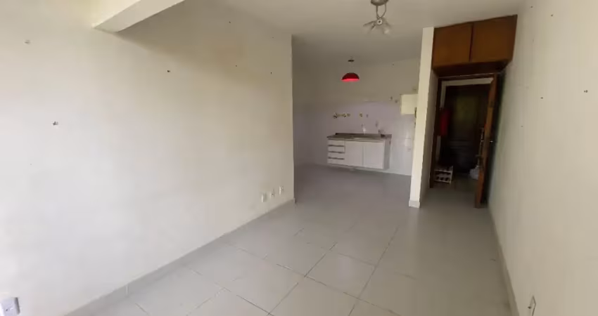 Apartamento a venda em Stella Maris quarto e sala  com armarios