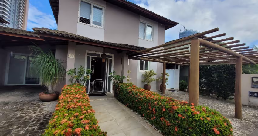 Casa a venda em patamares com 4 quartos piscina área gourmet em cond fechado