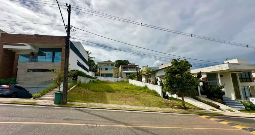 Terreno a venda em alphaville 2 com leve aclive