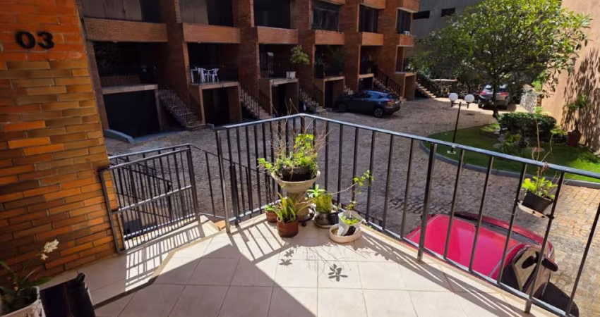 Casa a venda no condominio vilage jardim jaguaribe com 3 suites e varanda