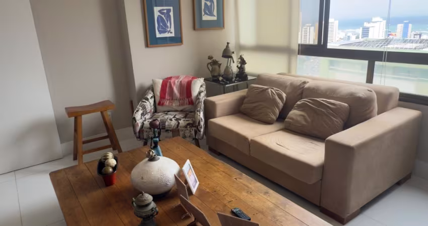 Apartamento a venda no itaigara com 2 suites vista mar e duplex