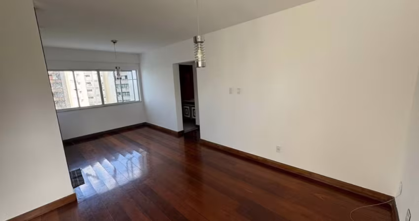 Apartamento a venda no caminho das árvores com 3 quartos com dependência
