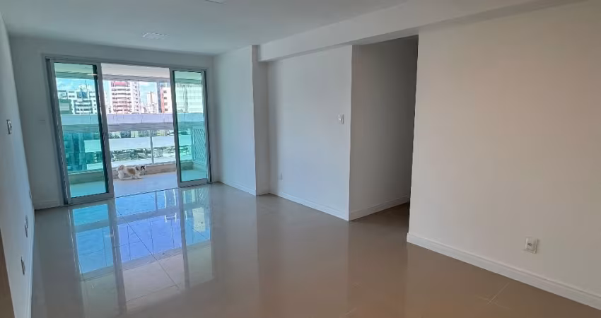 Apartamento a venda no seasons loteamento aquarius com 3 suites e nascente
