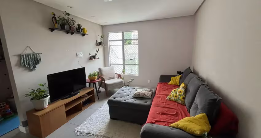 Apartamento a venda na barra quarto e sala com armarios