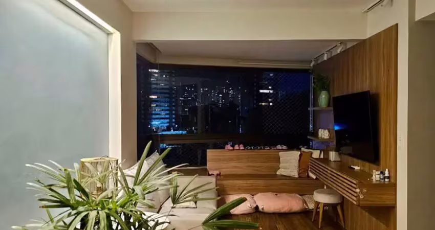 Apartamento a venda no horto florestal com 2 quartos armaarios e deposito