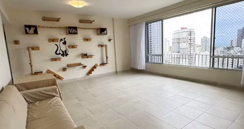 Apartamento a venda na barra com 3 quartos vista mar e dependência
