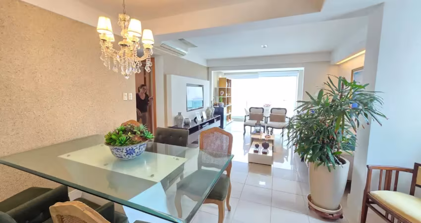 Apartamento a venda na graça com 2 suites reformado no art nouveau