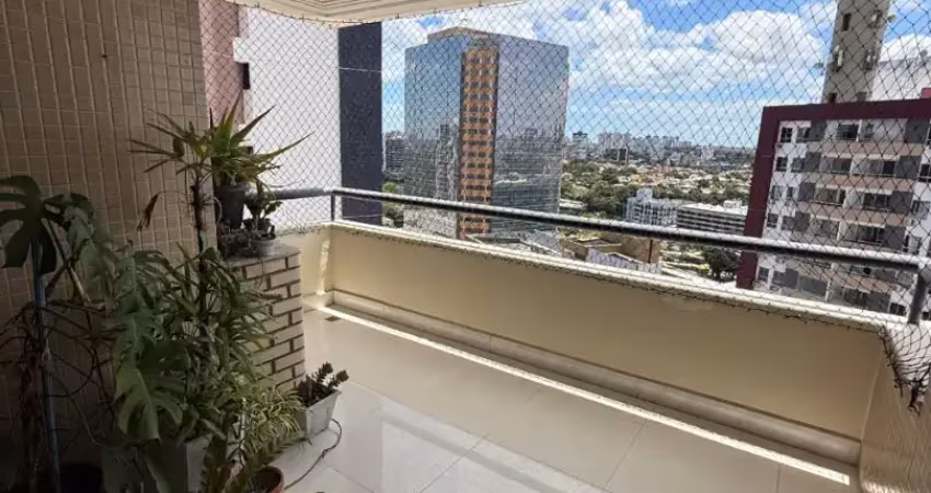 Apartamento a venda no itaigara com 4 quartos varanda no maison montparnasse