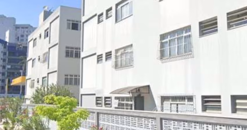 Imperdível apartamento à venda em Guarapari-ES, bairro Ipiranga! 2 quartos, 1 sala, 2 vagas de garagem, 44m² de área.
