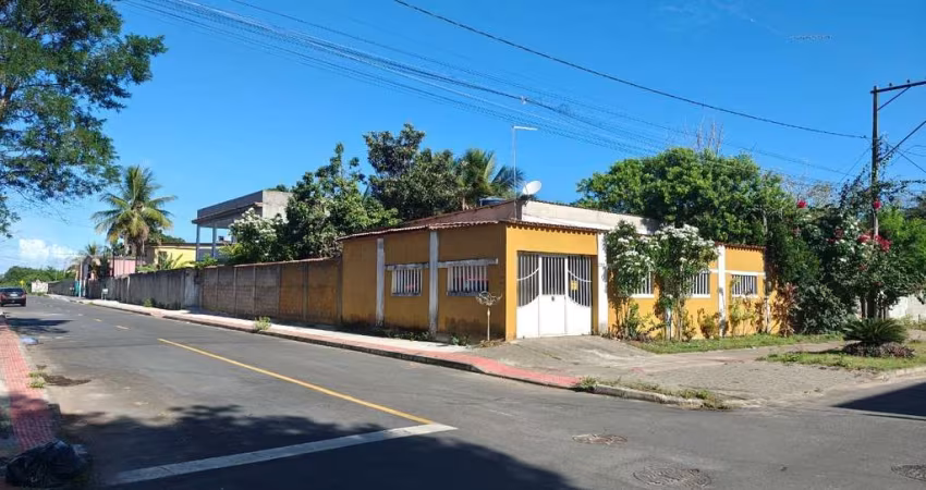 Linda Casa à Venda em Serra-ES, Bairro Parque das Gaivotas - 3 Quartos, 1 Suíte, 1 Sala, 2 Banheiros, 1 Vaga na Garagem - 120m².