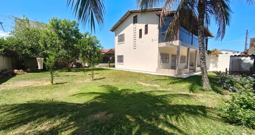 Casa à venda em Serramar, Serra-ES: 4 quartos, 3 suítes, 3 salas, 5 banheiros, 1 vaga, 410m². Venha conferir!
