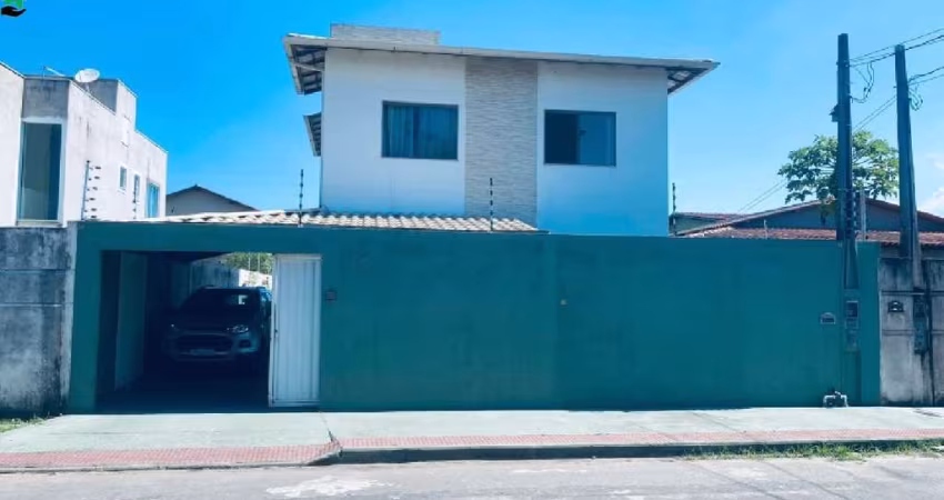 Imperdível oportunidade de adquirir casa ampla e moderna em Serramar, Serra-ES: 3 quartos, 1 suíte, 3 salas, 3 banheiros, 4 vagas de garagem, 190m² de área.