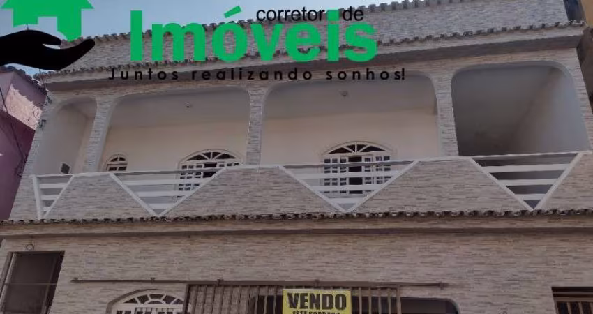 Nova Almeida, Serra, es casa duplex