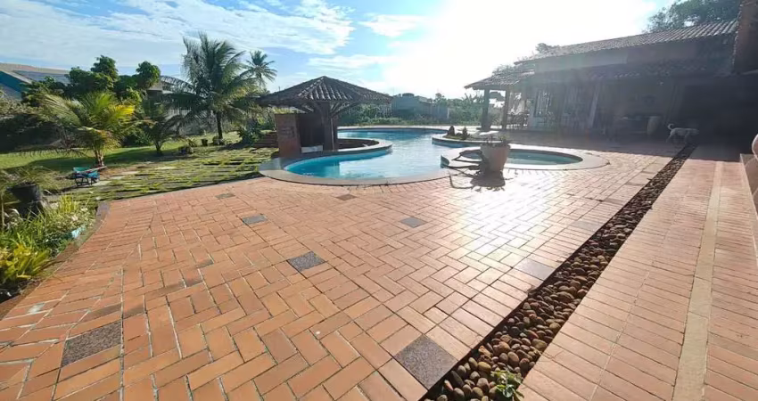 Espetacular casa à venda em serra-es, parque das gaivotas: 3 quartos, 2 suítes, 3 salas, 3 banheiros e 5 vagas de garagem!