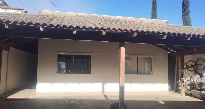 Smse 15 - linda casa 3qts sendo 1 suíte c/terreno de 500m² - samambaia  - df