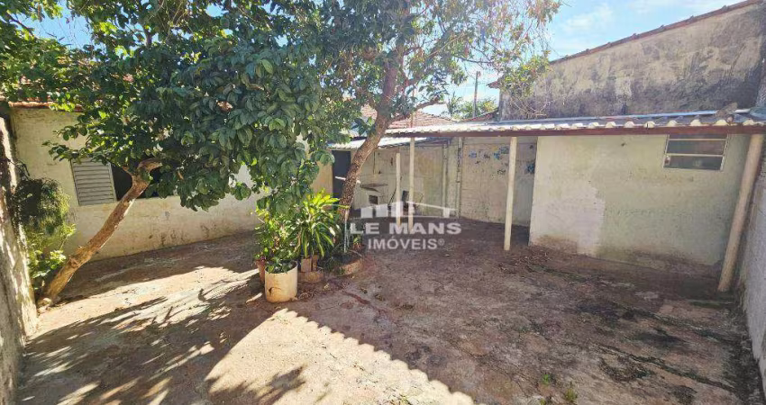 Casa a venda, 3 quartos, 2 vagas no Parque Primeiro de Maio em Piracicaba - SP