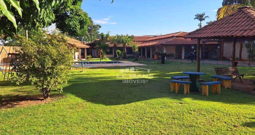 Casa em Condomínio a venda no Quinta de Santa Helena, 3 quartos, 1 suíte, 4 vagas, no bairro Campestre em Piracicaba - SP