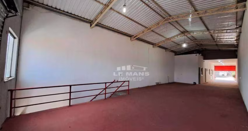 Barracão a venda ou para alugar, no bairro Vila Industrial em Piracicaba - SP