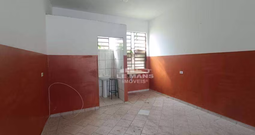 Salão comercial a alugar, no bairro Santa Terezinha em Piracicaba – SP