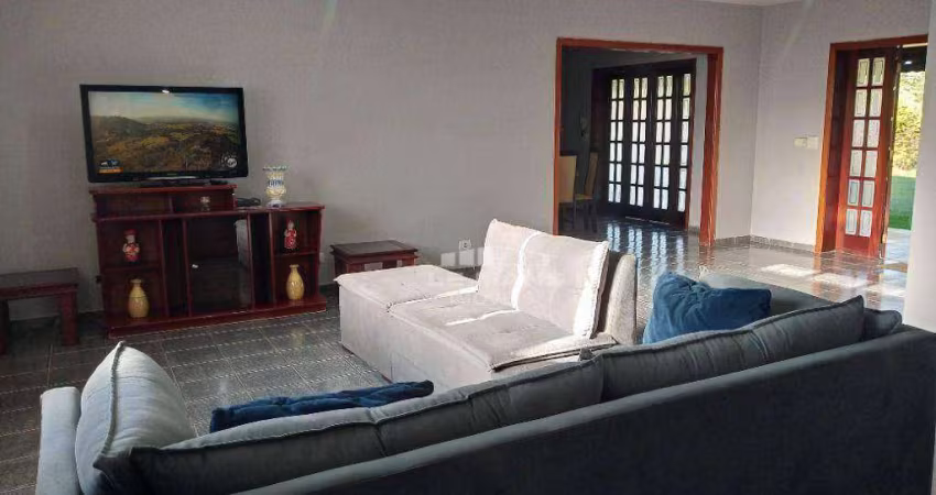 Casa a venda, 3 quartos, 4 vagas, no bairro Santa Rita em Piracicaba - SP