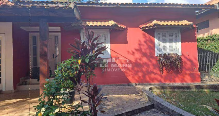 Casa para alugar, 3 quartos, 1 suíte, 3 vagas, no bairro Vila Rezende em Piracicaba - SP