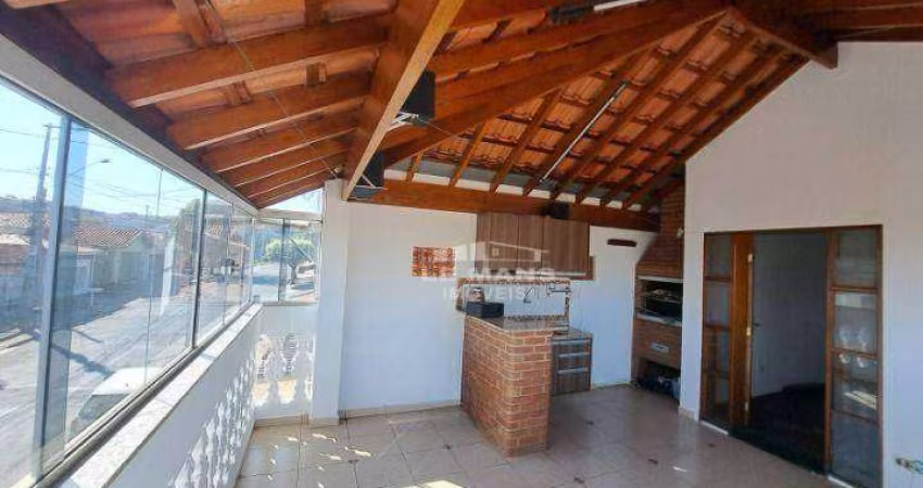 Casa para alugar, 2 quartos, 1 vaga no bairro Campestre em Piracicaba - SP
