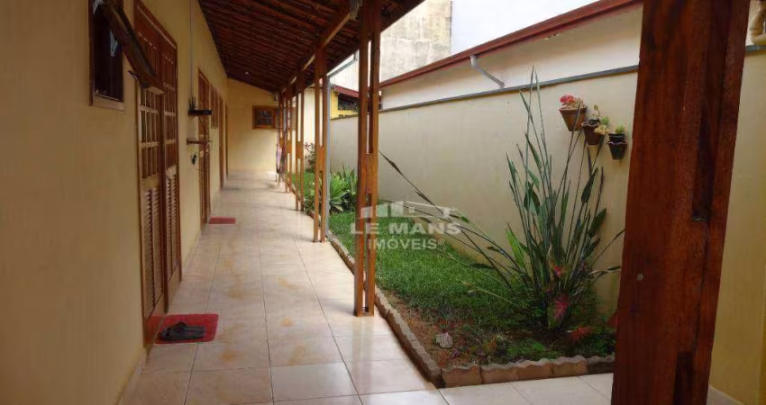 Casa a venda, 6 quartos, 4 suítes, 5 vagas, no bairro Jardim Monumento em Piracicaba - SP