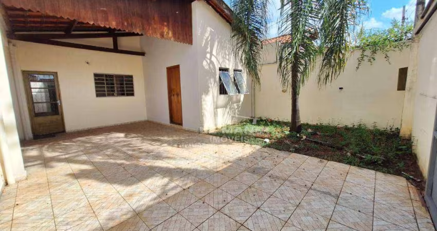 Casa a venda, 3 quartos, 2 suítes, 2 vagas, no bairro Alvorada em Piracicaba - SP