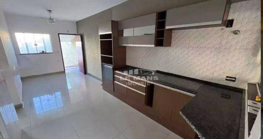 Casa a venda, 2 quartos, 2 vagas, no bairro Altos do Taquaral em Piracicaba - SP