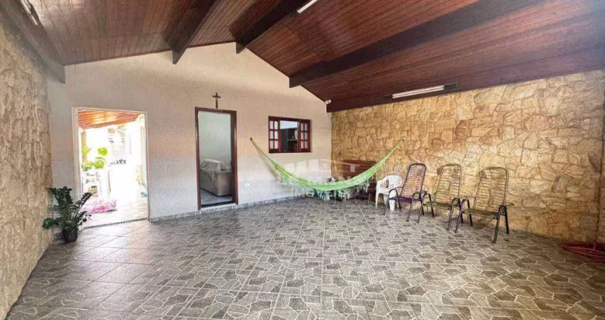 Casa a venda, 3 quartos, 1 suíte, 2 vagas, no bairro Mário Dedini em Piracicaba - SP