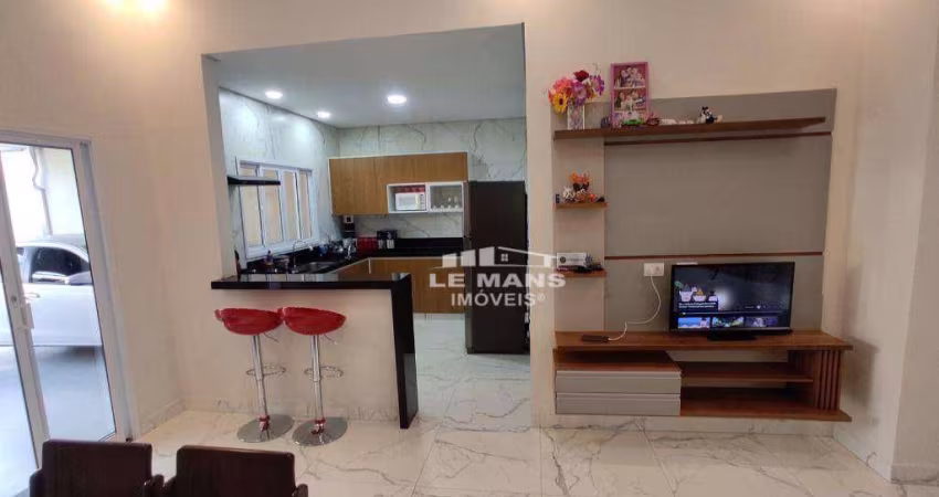 Casa a venda, 3 quartos, 1 suíte, 4 vagas, no bairro Residencial Bertolucci em Piracicaba - SP