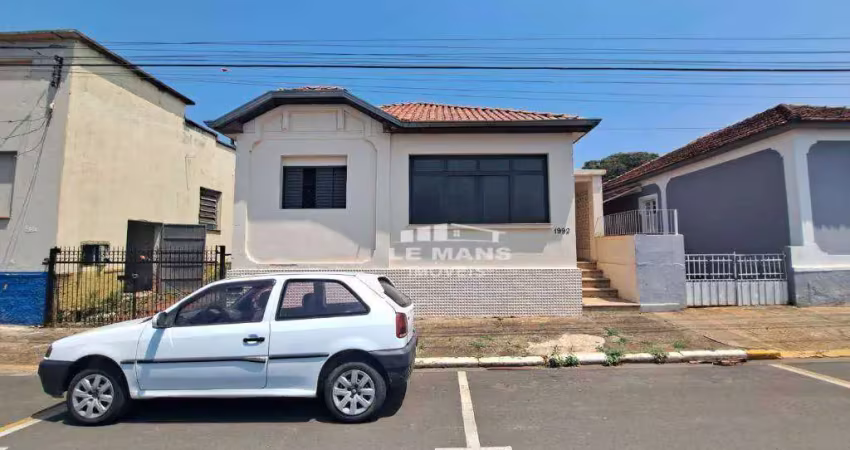 Casa com 4 quartos para alugar no Centro, Saltinho 