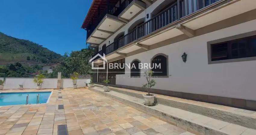 Casa para venda em teresópolis, tijuca, 9 dormitórios, 3 suítes, 4 banheiros, 3 vagas