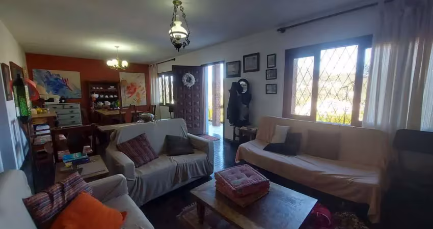 Casa para venda em teresópolis, jardim europa, 3 dormitórios, 1 suíte, 3 banheiros, 2 vagas