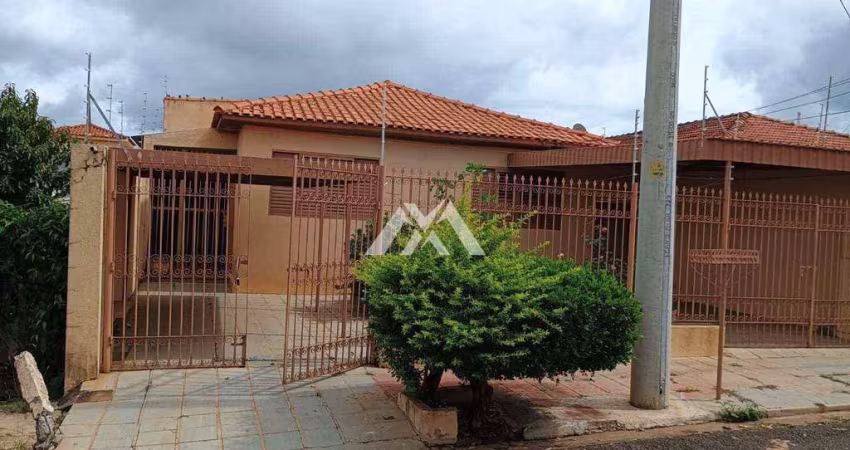 Casa com 3 dormitórios à venda por R$280.000 - Nucleo Habitacional Jardim Bela Vista - Marilia/SP