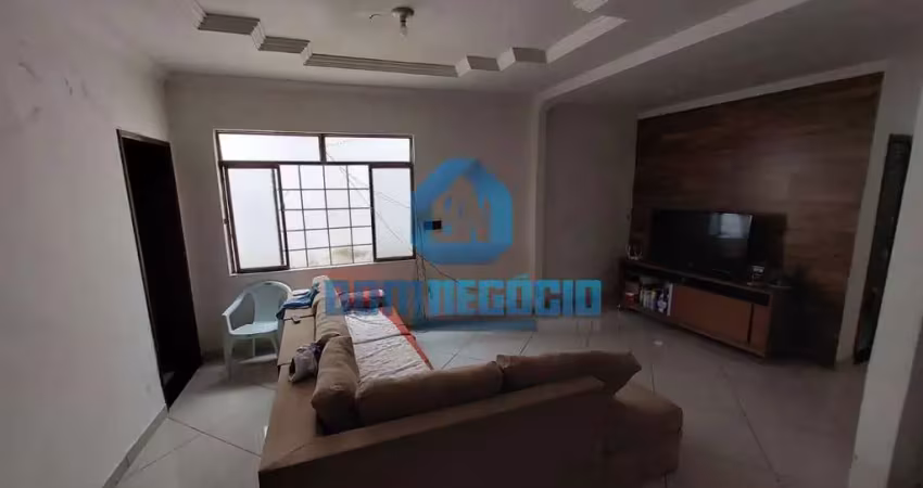 Excelente imóvel de lote inteiro com duas moradas à venda no bairro elvamar - gv