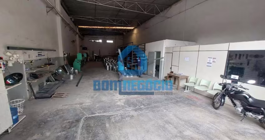 Galpão à venda com 330m , VILA BRETAS, GOVERNADOR VALADARES - MG