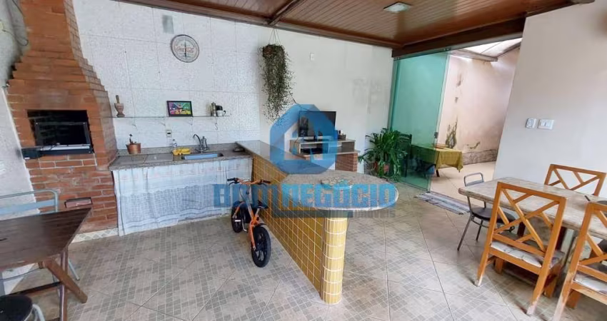 Casa com 3 dormitórios à venda, SÃO PEDRO, GOVERNADOR VALADARES - MG