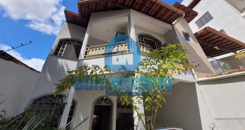 Excelente casa duplex à venda no Bairro JK 2, JK II, GOVERNADOR VALADARES - MG