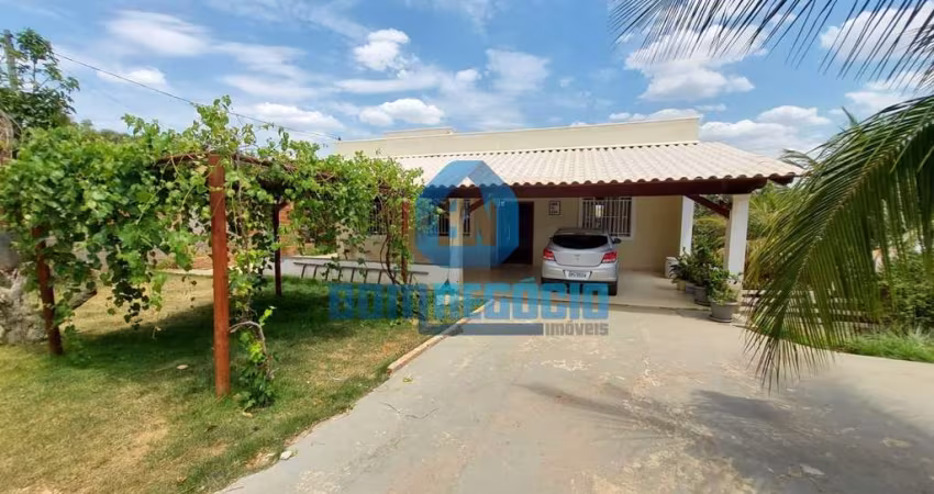 Chácara com 3 dormitórios à venda,2000.00 m , GOVERNADOR VALADARES - MG
