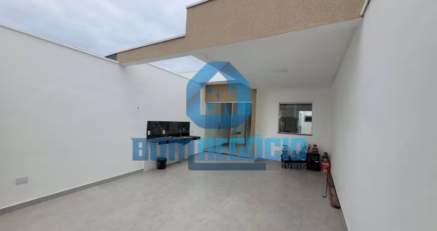 Casa com 2 quartos, 2 banheiros e área gourmet à venda, PARQUE OLIMPICO 2, GOVERNADOR VALADARES - MG