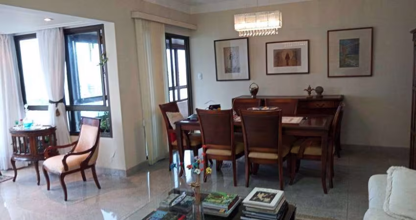 Apartamento à venda  4 quartos na Graça