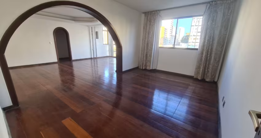 Apartamento à venda 4 quartos na Vitória