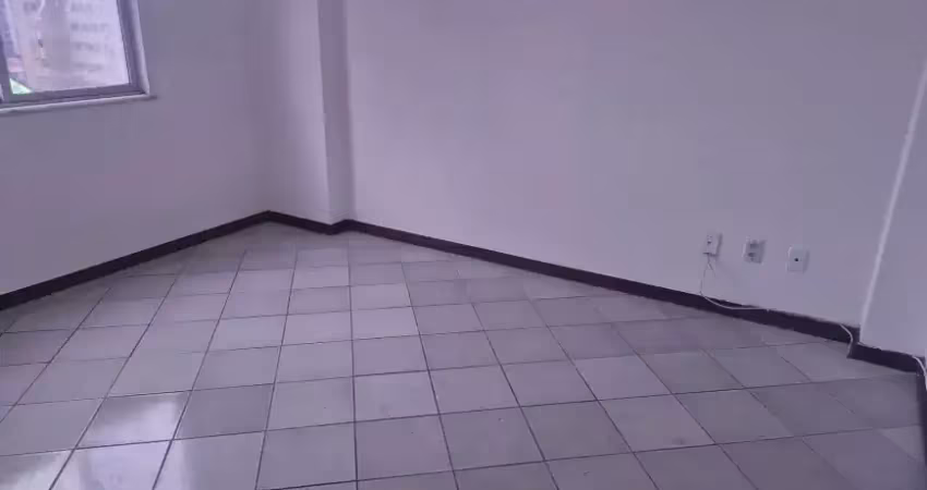 Apartamento com 2 quartos à venda na Rua Comendador Bernardo Catarino, 554, Barra, Salvador
