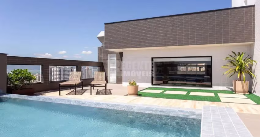 Apartamento à venda no bairro Estreito em Florianópolis