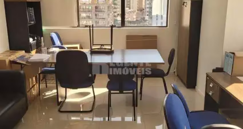 Sala à venda no bairro Centro em Florianópolis