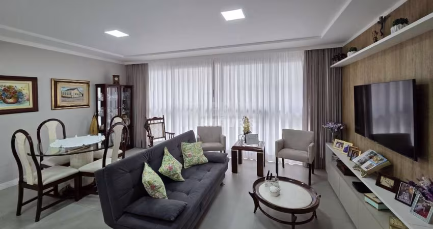 Excelente apartamento 3 suítes no centro em Florianópolis SC