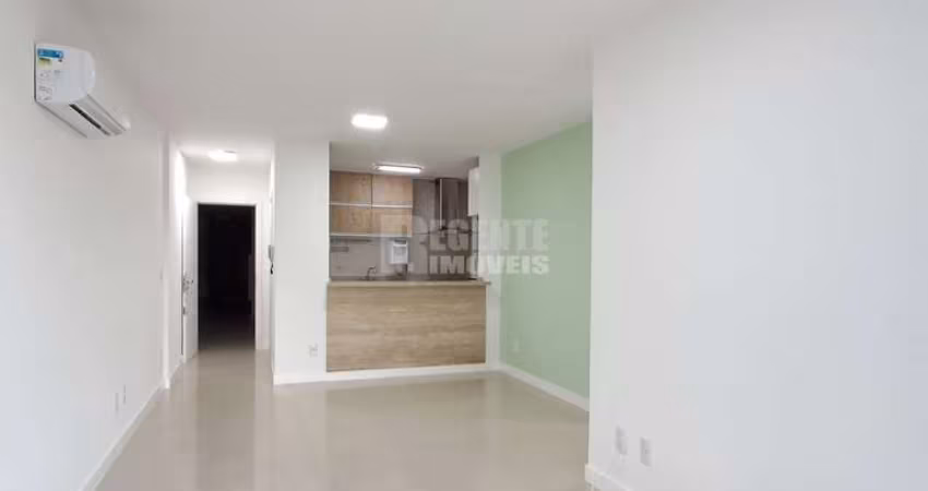 Belo Apartamento em excelente estado/super bem localizado